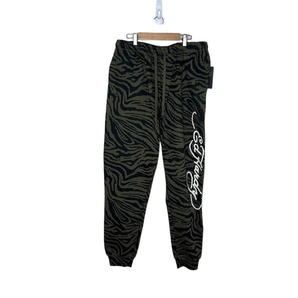 Ed Hardy Men’s Zebra Camo Jogger Sweatpants - Picture 2 of 11